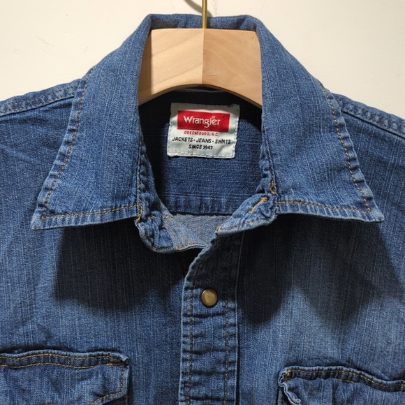 Wrangler Indigo Denim Chambray Button Down Shirt Women's S Country Western Blue - Picture 2 of 8